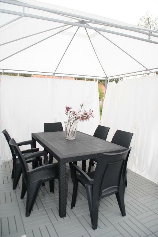 Apartmán U lesa Appartamento Ratiskovice Esterno foto